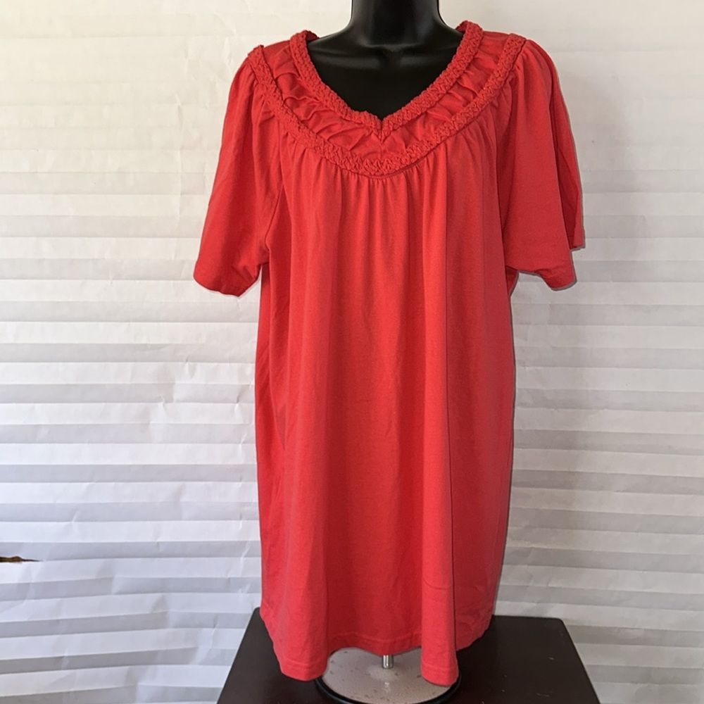 Only Necessities Red Pullover V-Neck Blouse Women's Size Large